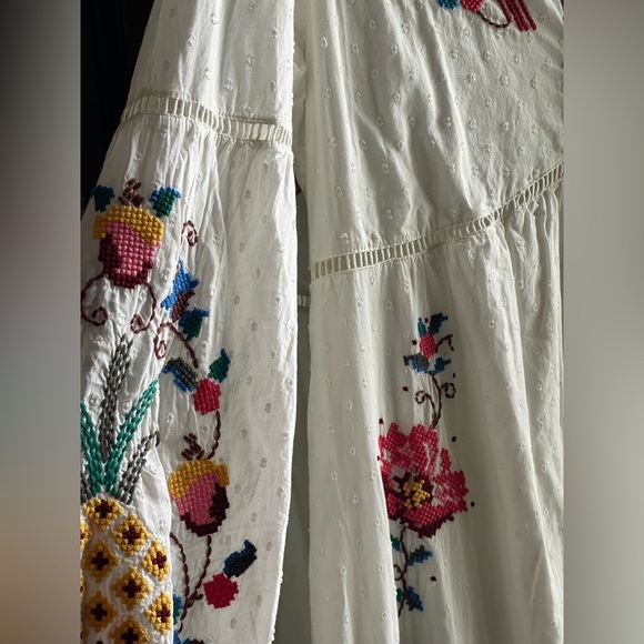 Farm Rio NWOT 100% Cotton Macaw Cross Stitch Tropical Embroidered Eclectic Maxi - Picture 9 of 15